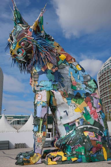 Lisbon Plastic Cat (Artur Bordalo)